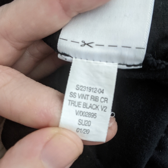 Gap - Vintage Wash T-Shirt Rib Crewneck Short Sleeves 231912 | True Black | XS - Picture 5 of 6